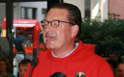 Kai Diekmann spielt Leiche